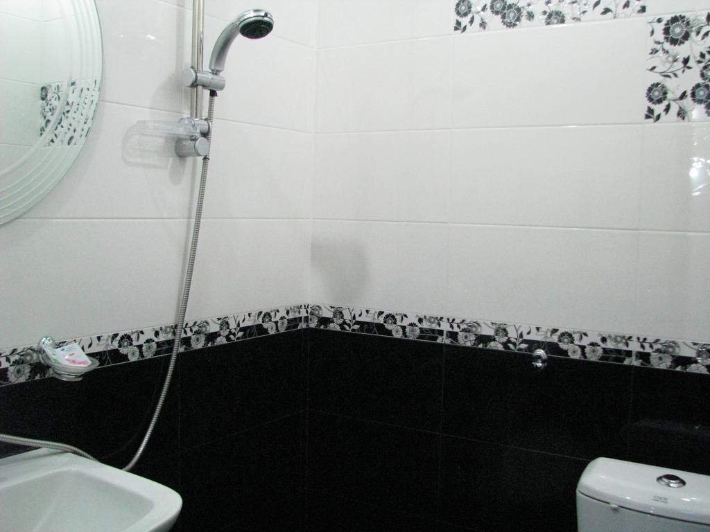 Princ Plaza Hotel Yerevan Ruang foto